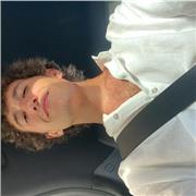 Maestro de Educación especial (PT) da clase de todas las asignaturas desde infantil (como estimulación…) hasta la ESO